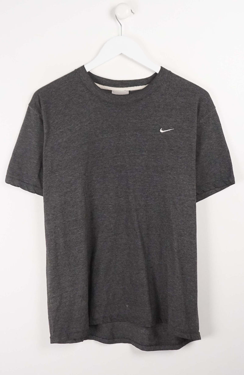 VINTAGE NIKE T-SHIRT (M)