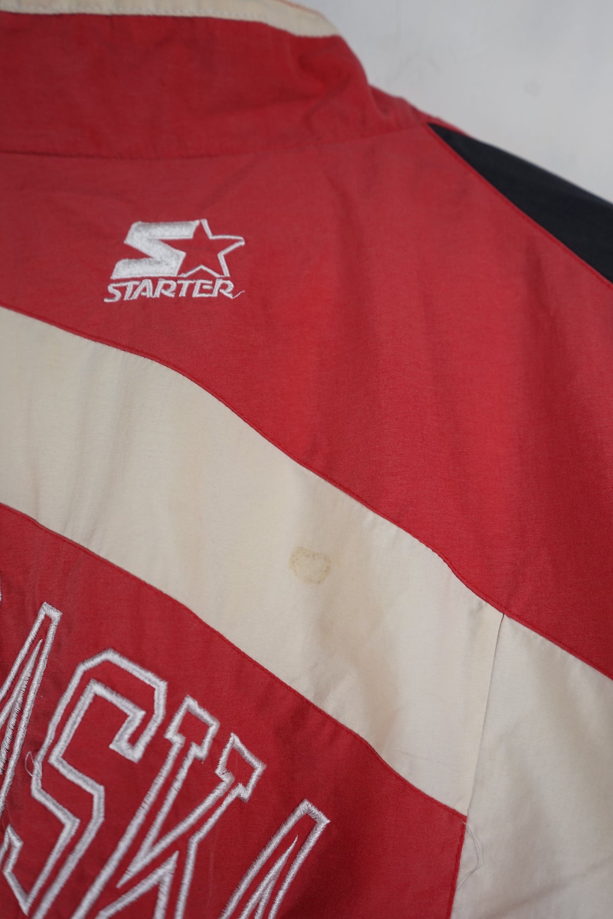 VINTAGE STARTER HUSKERS JACKET (XL)