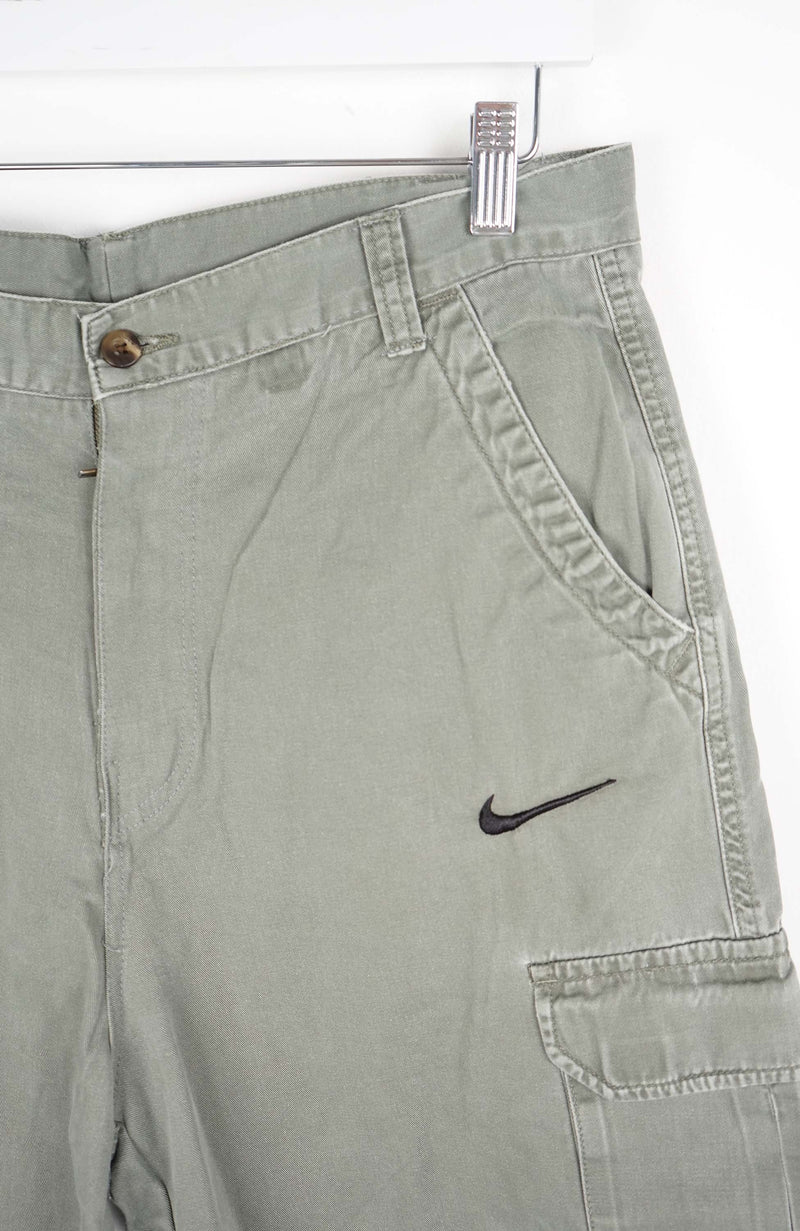 VINTAGE REWORK CARGO SHORTS W32