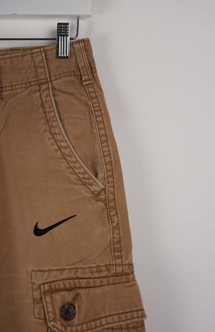 VINTAGE REWORK CARGO SHORTS W28