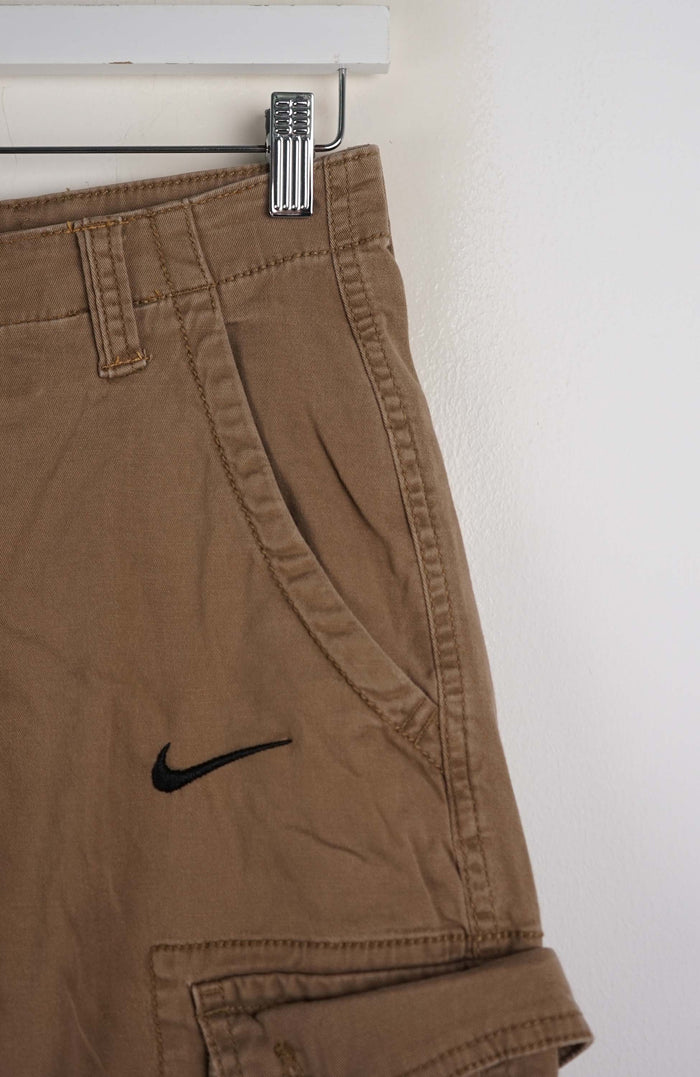 VINTAGE REWORK CARGO SHORTS W28
