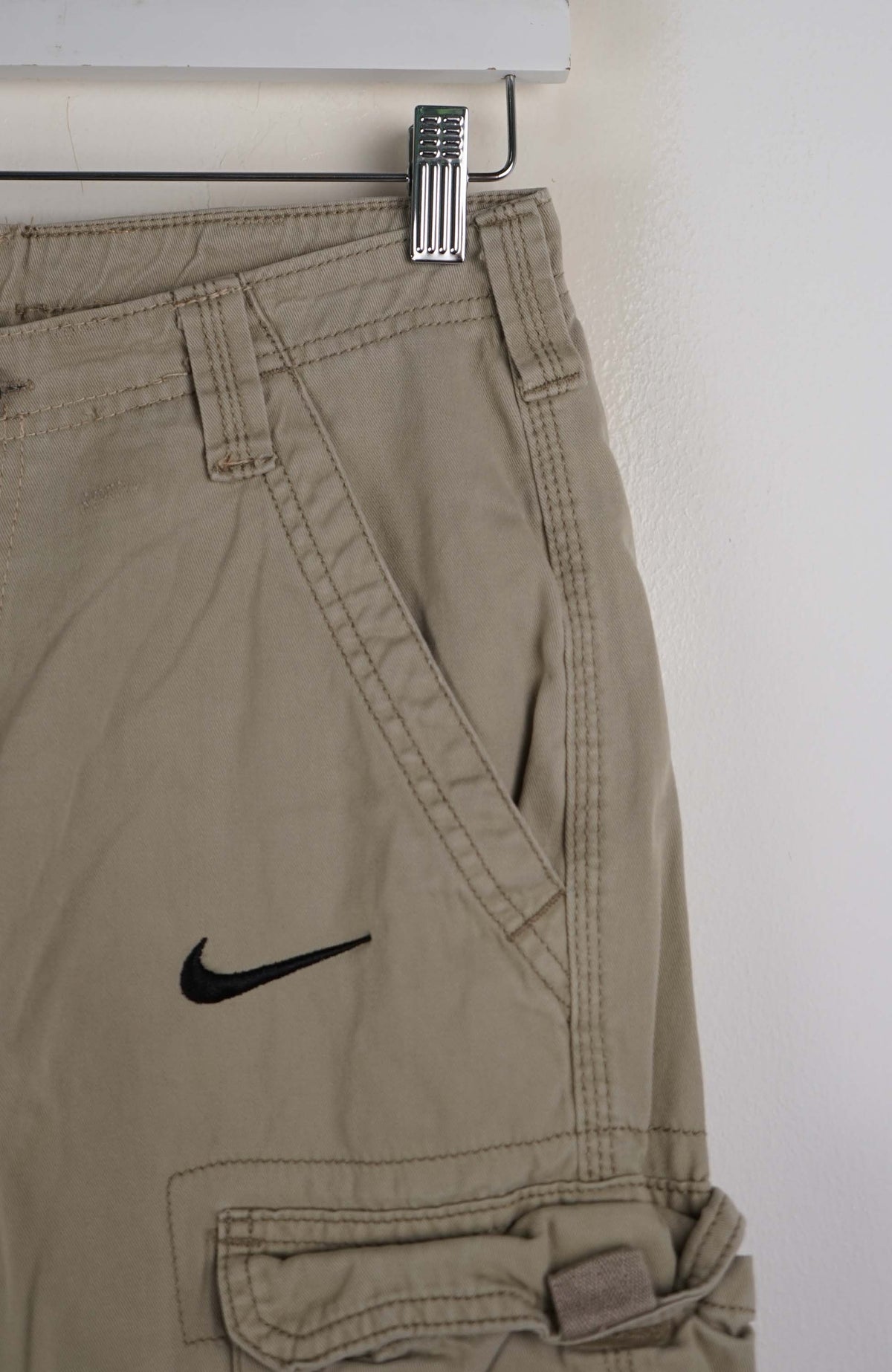 VINTAGE REWORK CARGO SHORTS W28