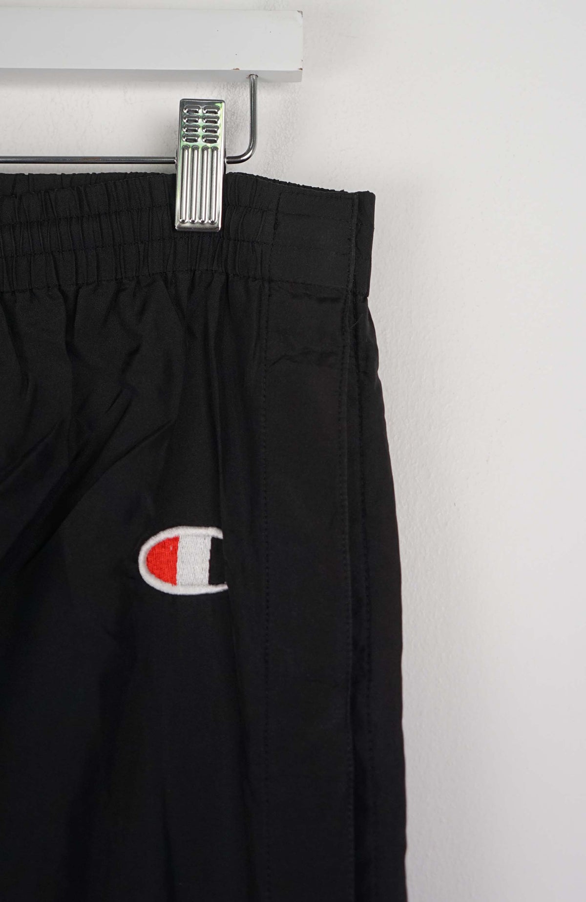 VINTAGE CHAMPION TRACK PANTS (M)