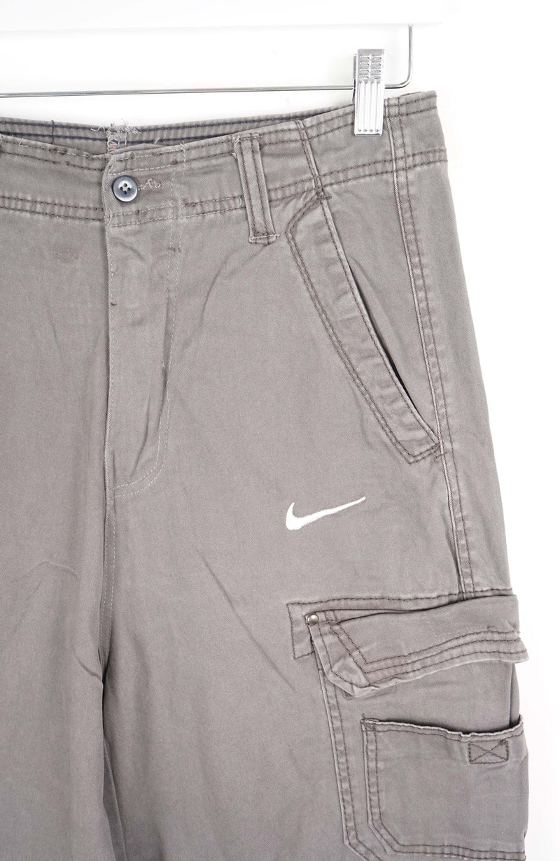 VINTAGE REWORK CARGO SHORTS W28