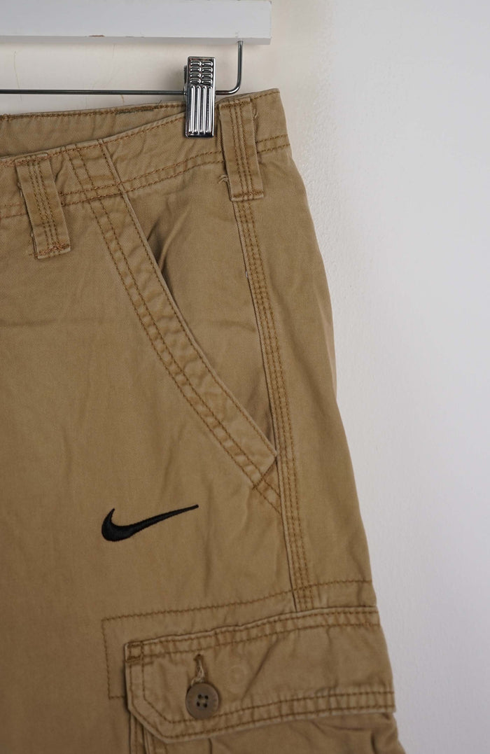 VINTAGE REWORK CARGO SHORTS W30