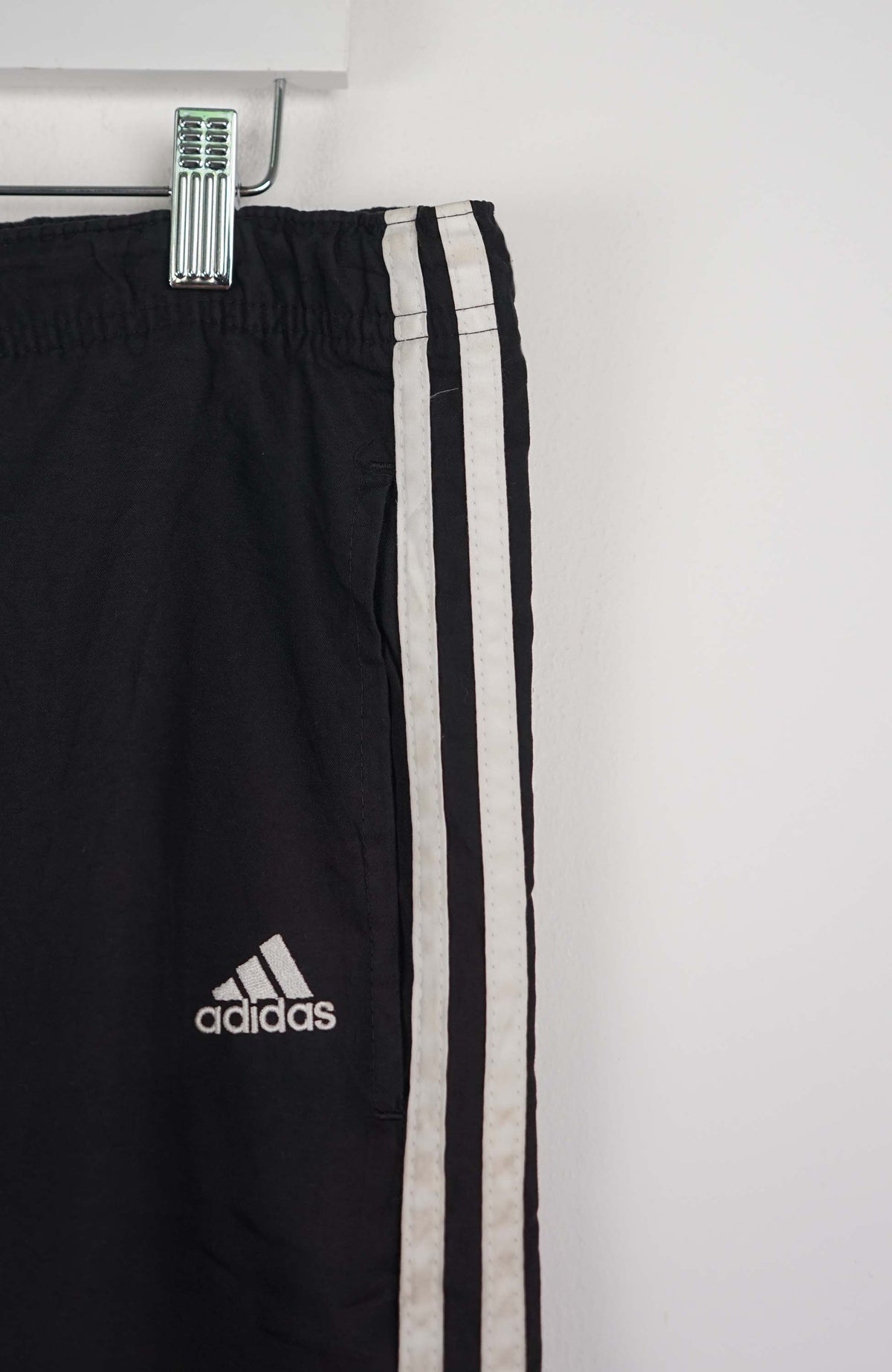 VINTAGE ADIDAS TRACK PANTS (XL)