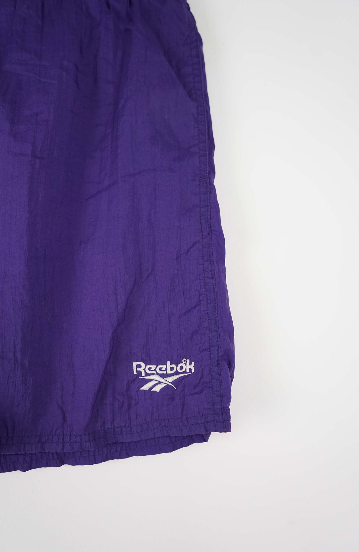 VINTAGE REEBOK SHORTS W33