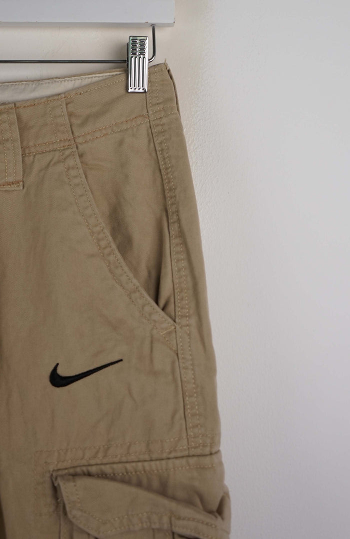 VINTAGE REWORK CARGO SHORTS W29