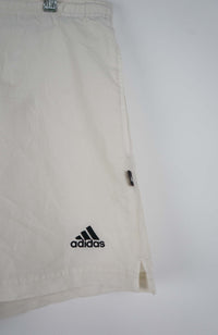 VINTAGE ADIDAS SHORTS W38