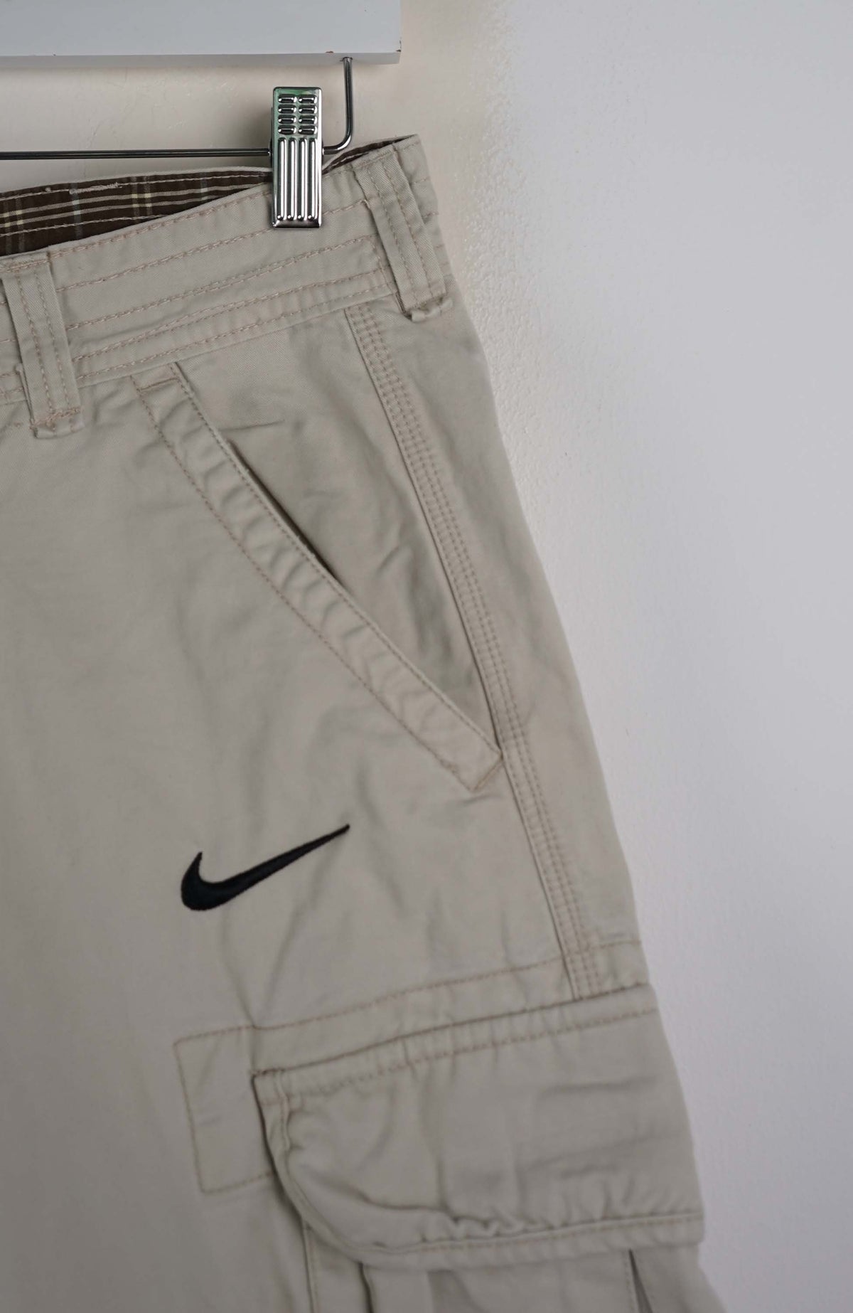 VINTAGE REWORK CARGO SHORTS W30