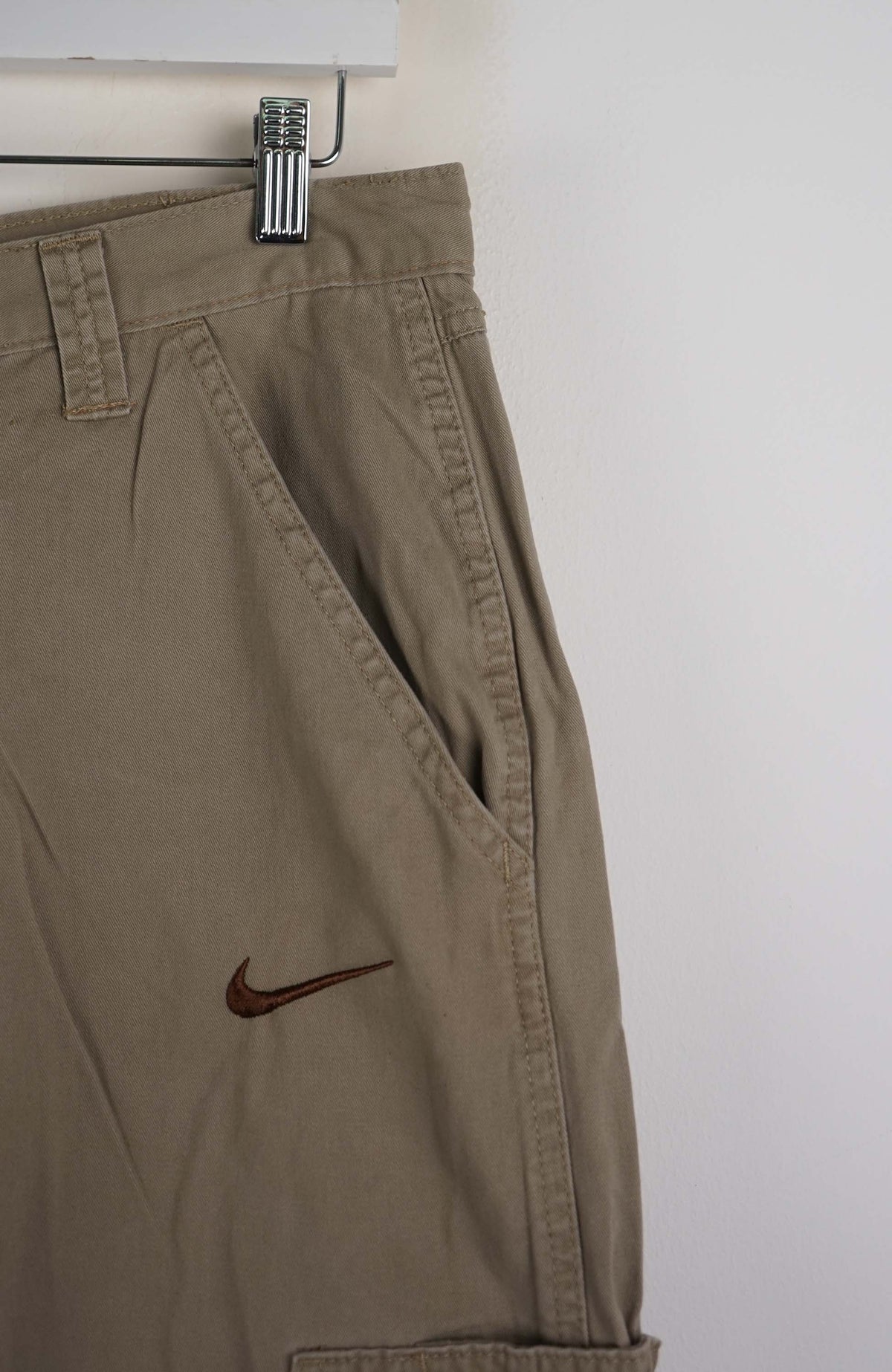 VINTAGE REWORK CARGO SHORTS W33