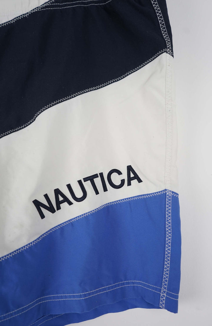 VINTAGE NAUTICA SHORTS W44