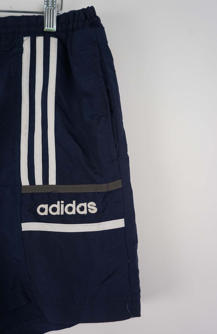 VINTAGE ADIDAS SHORTS W36
