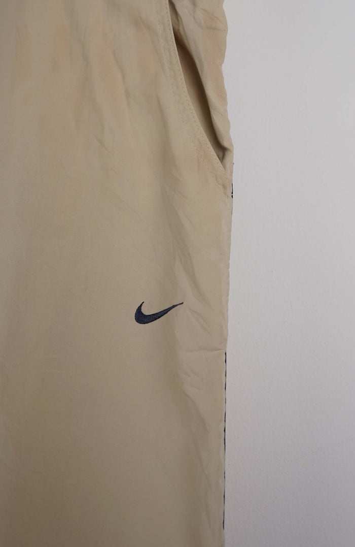 VINTAGE NIKE TRACK PANTS (XXL)