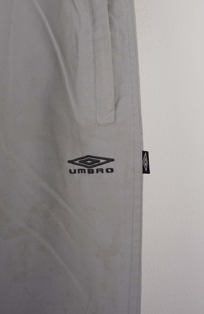 VINTAGE UMBRO TRACK PANTS (S)