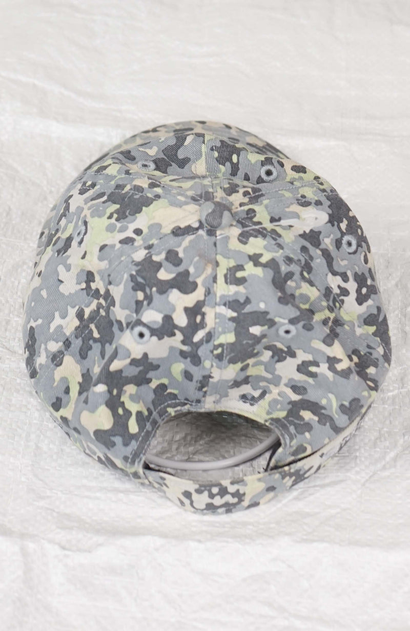 VINTAGE CONFLUENCE OUTFITTERS REAL TREE HAT