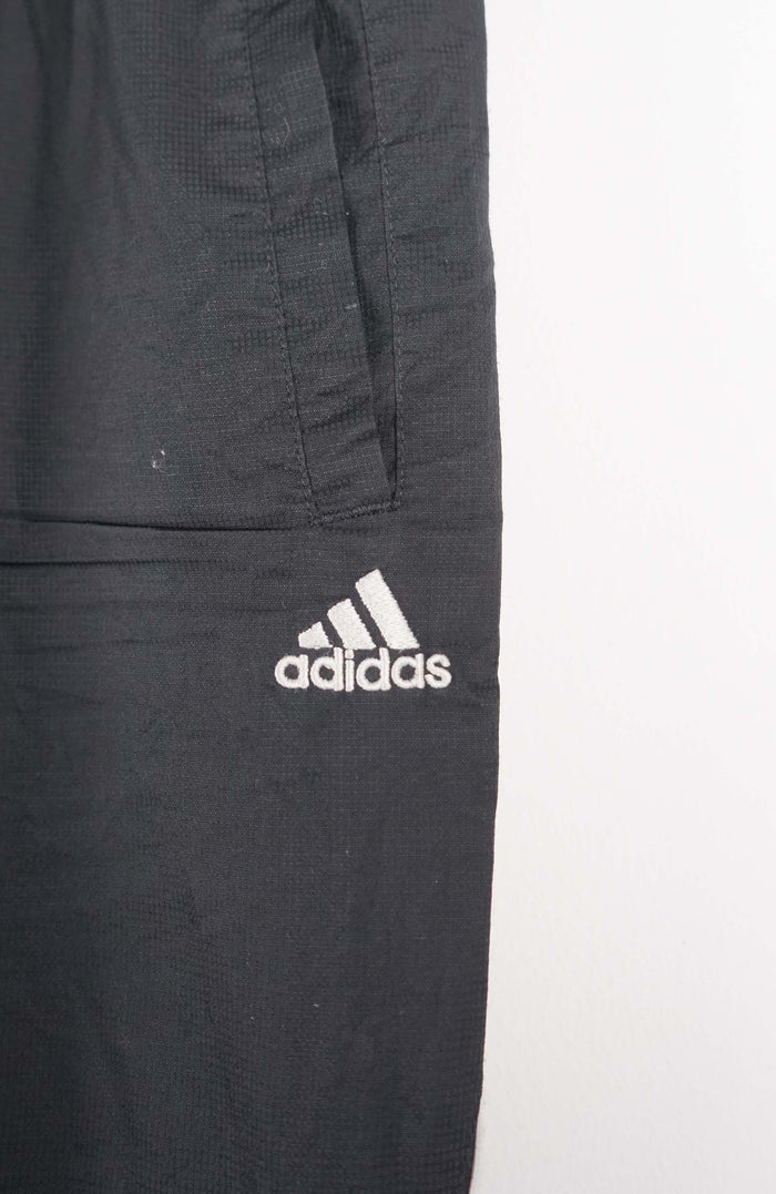 VINTAGE ADIDAS TRACK PANTS (L)
