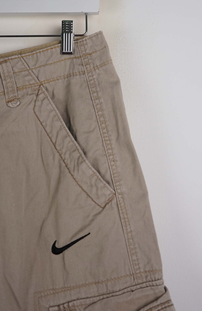 VINTAGE REWORK CARGO SHORTS W30