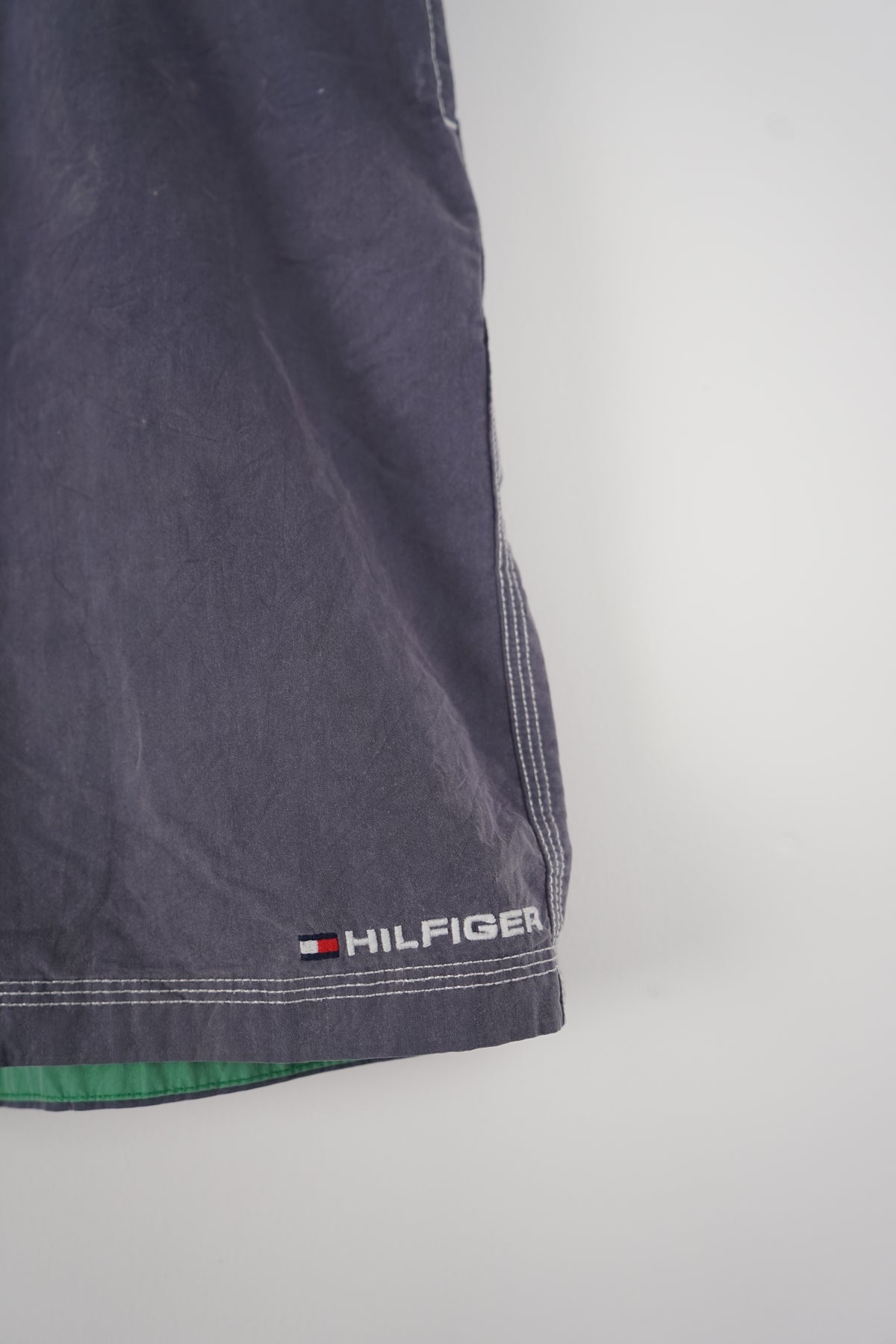 VINTAGE TOMMY HILFIGER SHORTS W40