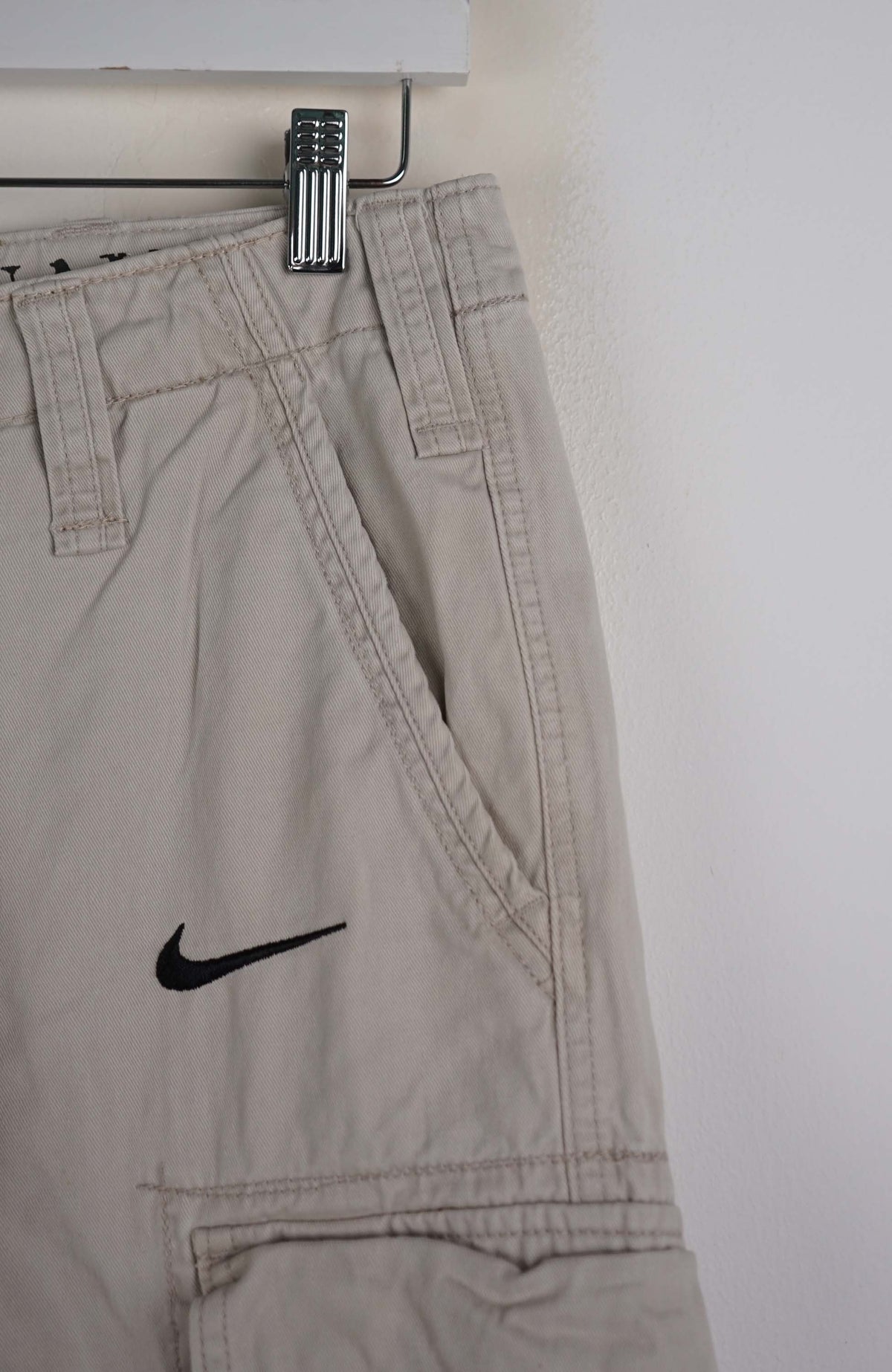 VINTAGE REWORK CARGO SHORTS W30