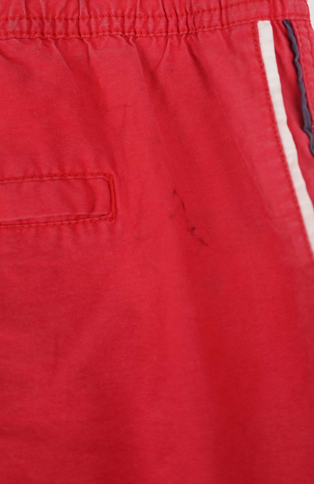 VINTAGE TOMMY HILFIGER SHORTS W36