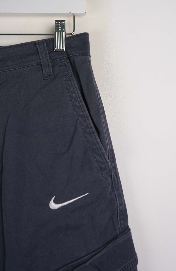 VINTAGE REWORK CARGO SHORTS W28