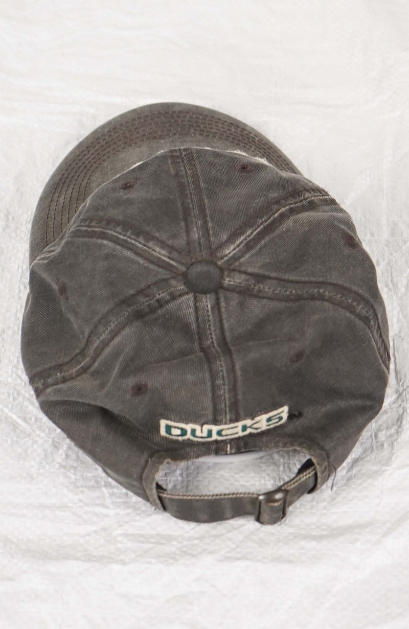 VINTAGE OREGON DUCKS HAT