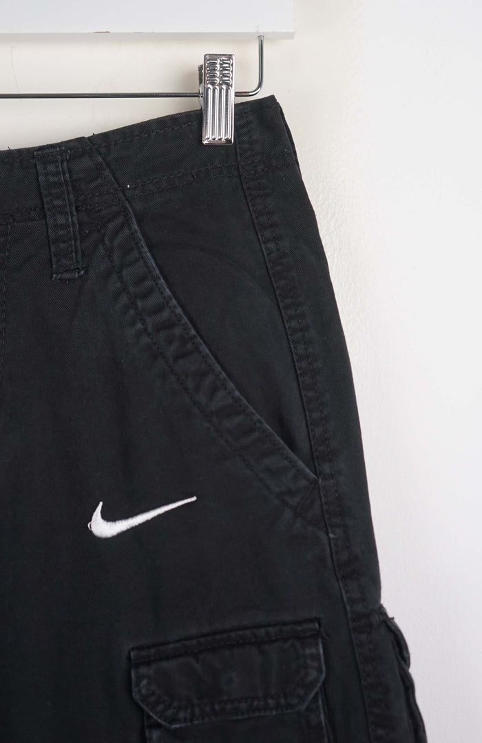 VINTAGE REWORK CARGO SHORTS W26