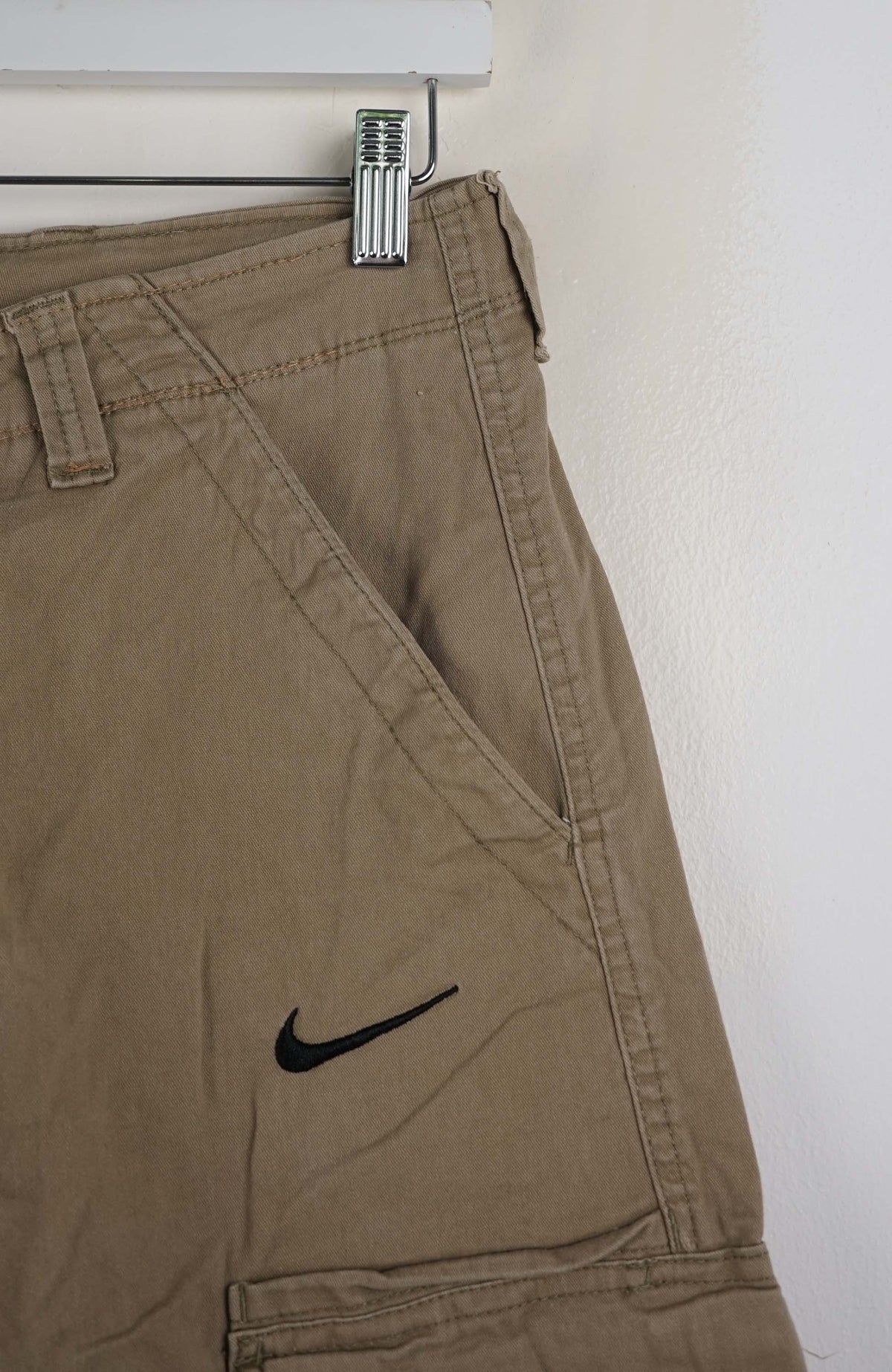 VINTAGE REWORK CARGO SHORTS W30