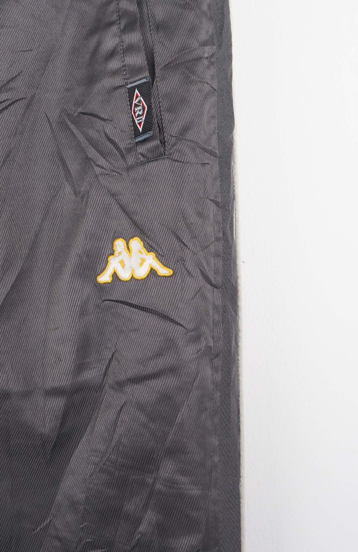 VINTAGE KAPPA TRACK PANTS (M)