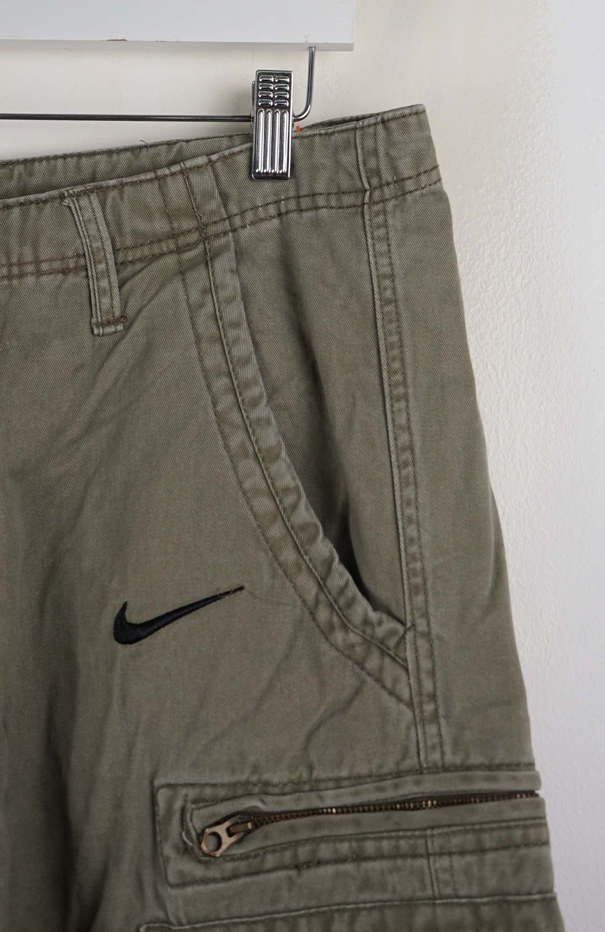 VINTAGE REWORK CARGO SHORTS W32