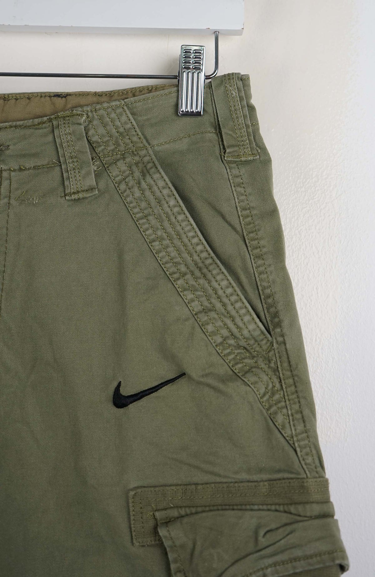 VINTAGE REWORK CARGO SHORTS W30