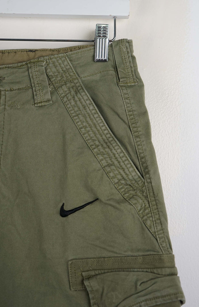 VINTAGE REWORK CARGO SHORTS W30