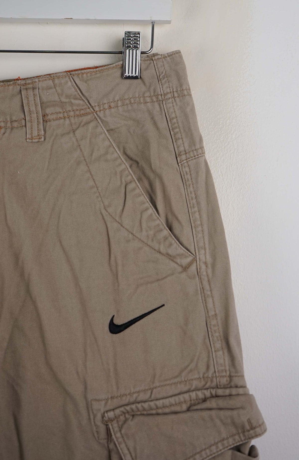 VINTAGE REWORK CARGO SHORTS W30