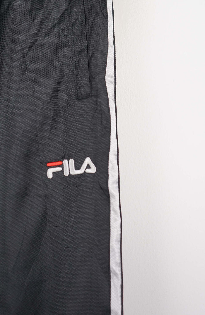VINTAGE FILA TRACK PANTS (S)
