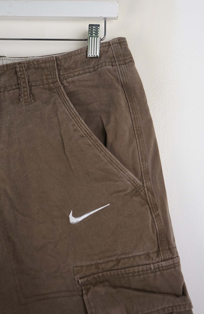 VINTAGE REWORK CARGO SHORTS W30