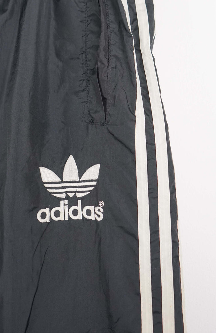 VINTAGE ADIDAS TRACK PANTS (M)