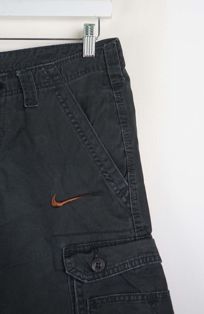 VINTAGE REWORK CARGO SHORTS W30