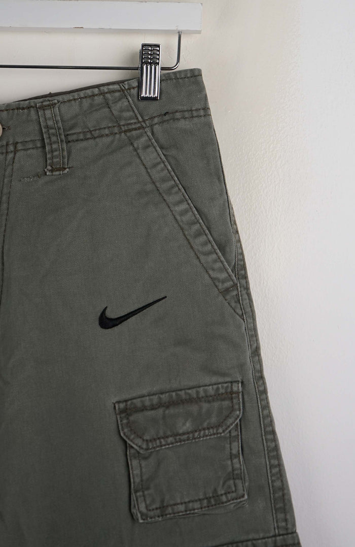 VINTAGE REWORK CARGO SHORTS W29
