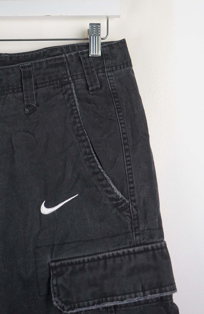 VINTAGE REWORK CARGO SHORTS W30