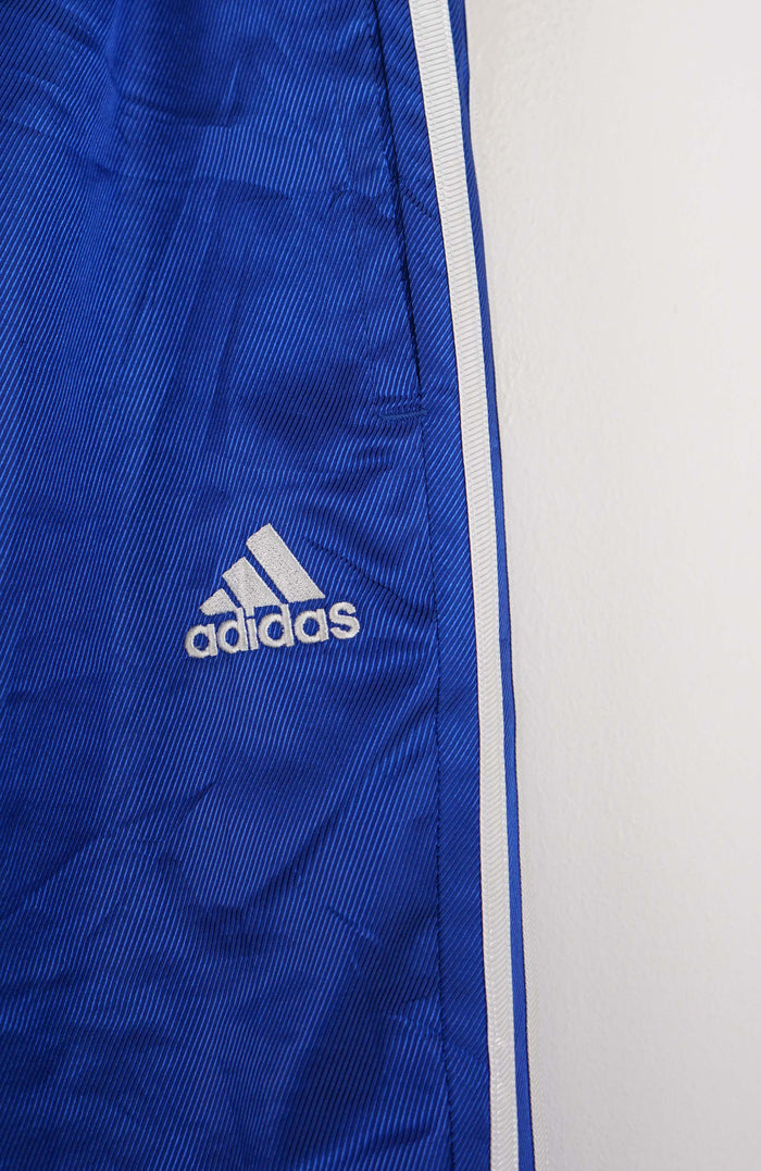 VINTAGE ADIDAS TRACK PANTS (M)