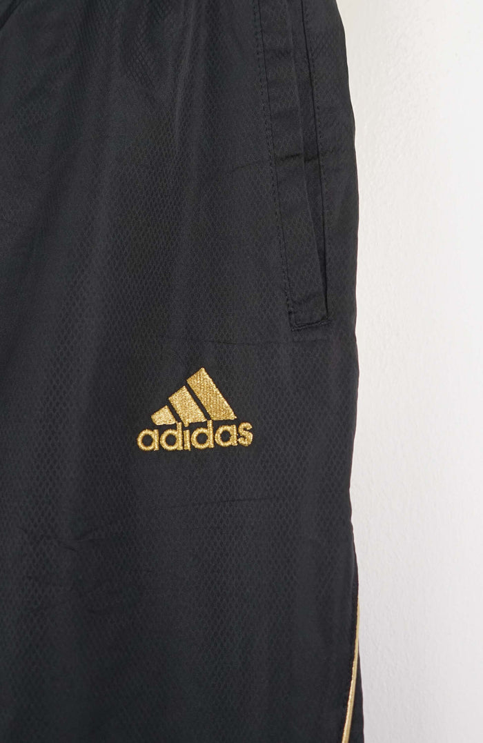 VINTAGE ADIDAS TRACK PANTS (S)