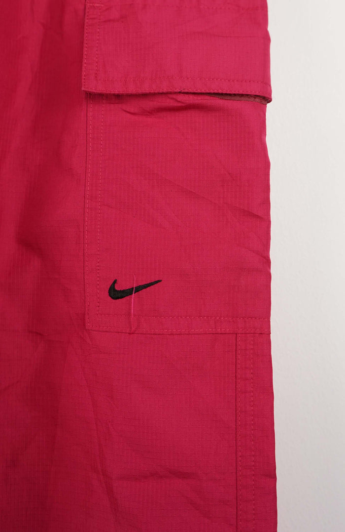 VINTAGE NIKE TRACK PANTS (M)