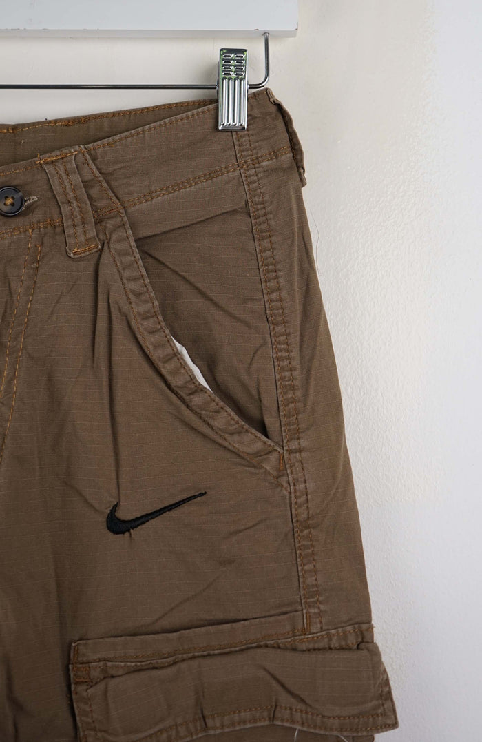 VINTAGE REWORK CARGO SHORTS W26