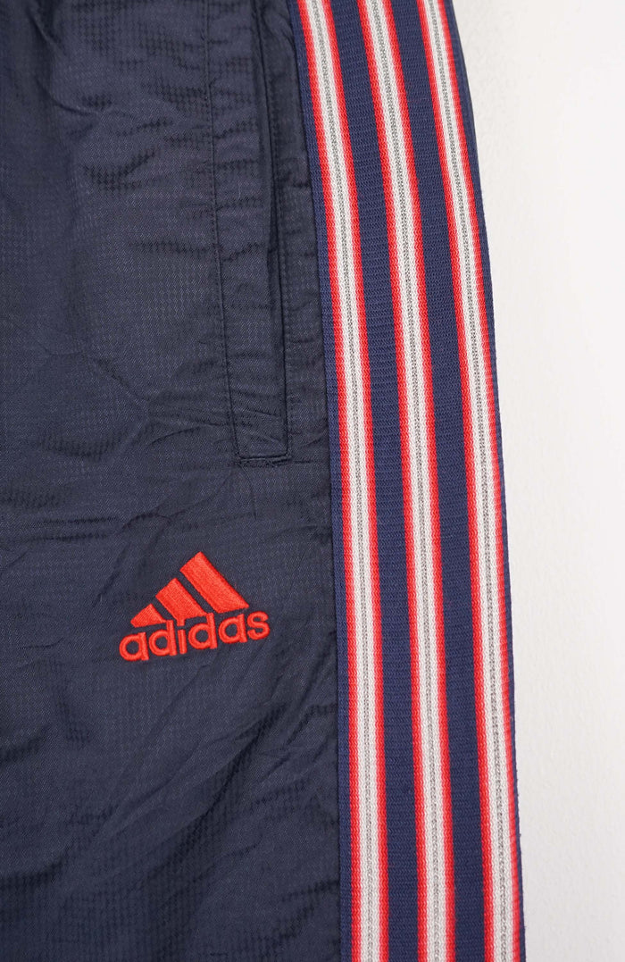 VINTAGE ADIDAS TRACK PANTS (M)