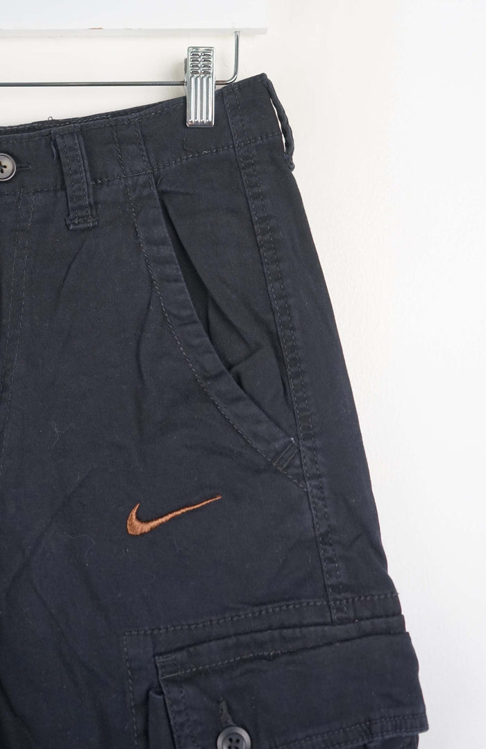 VINTAGE REWORK CARGO SHORTS W30