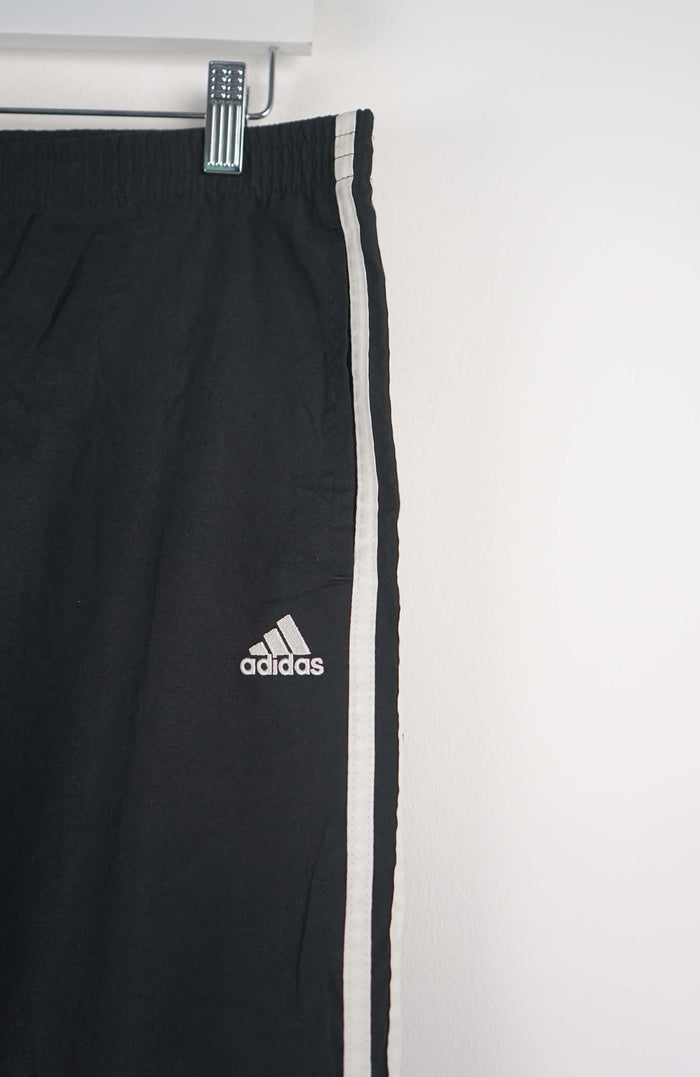 VINTAGE ADIDAS TRACK PANT SHORTS (XL)