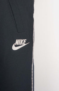 VINTAGE NIKE TRACK PANT SHORTS (L)
