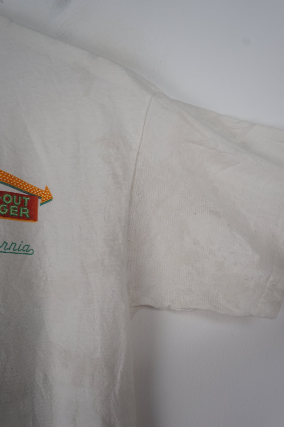 VINTAGE IN-N-OUT BURGER T-SHIRT (S)