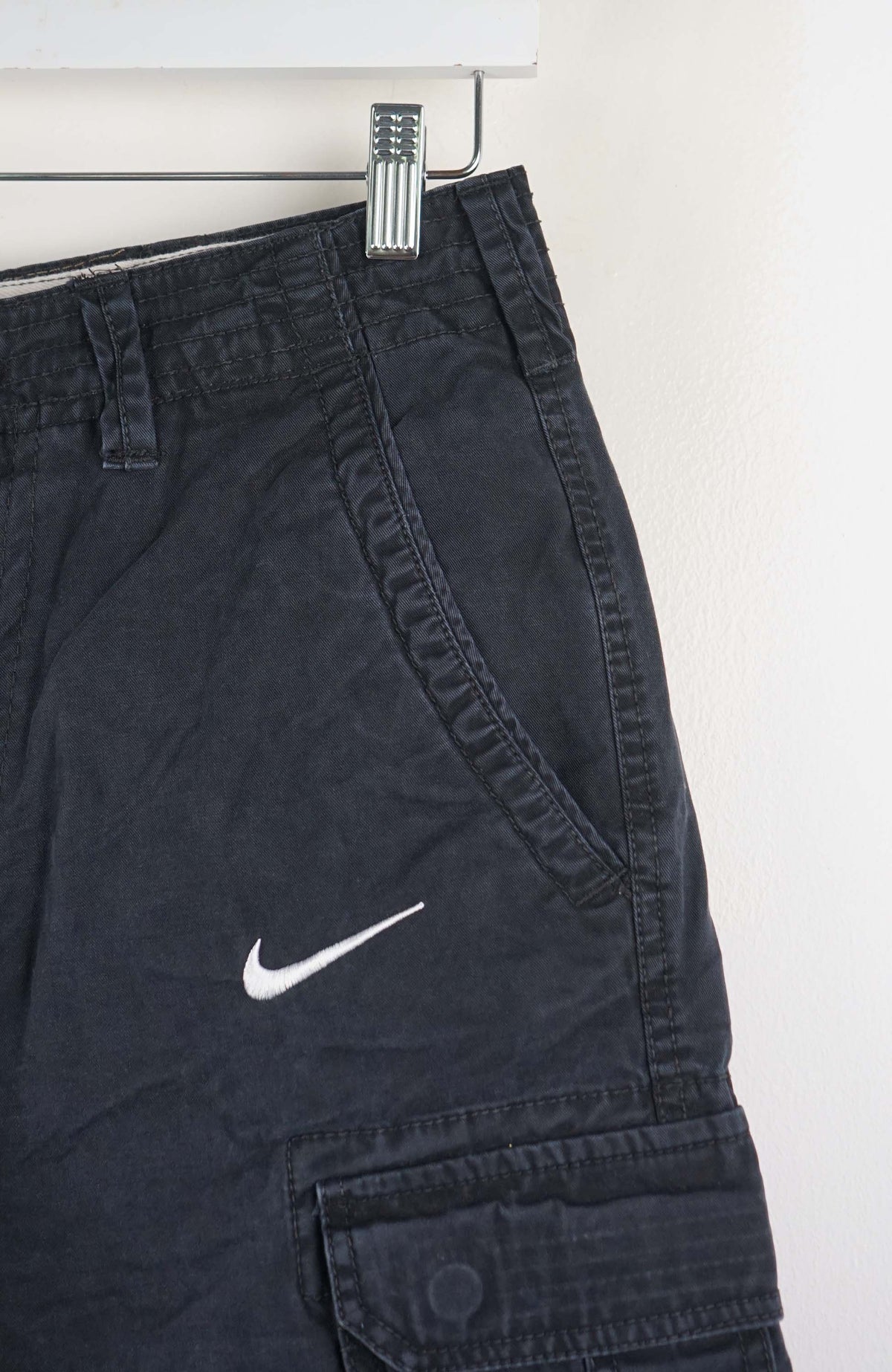VINTAGE REWORK CARGO SHORTS W30